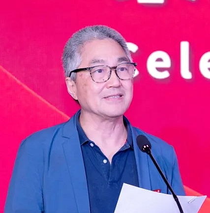 “陸老師，與你相遇，好幸運！”